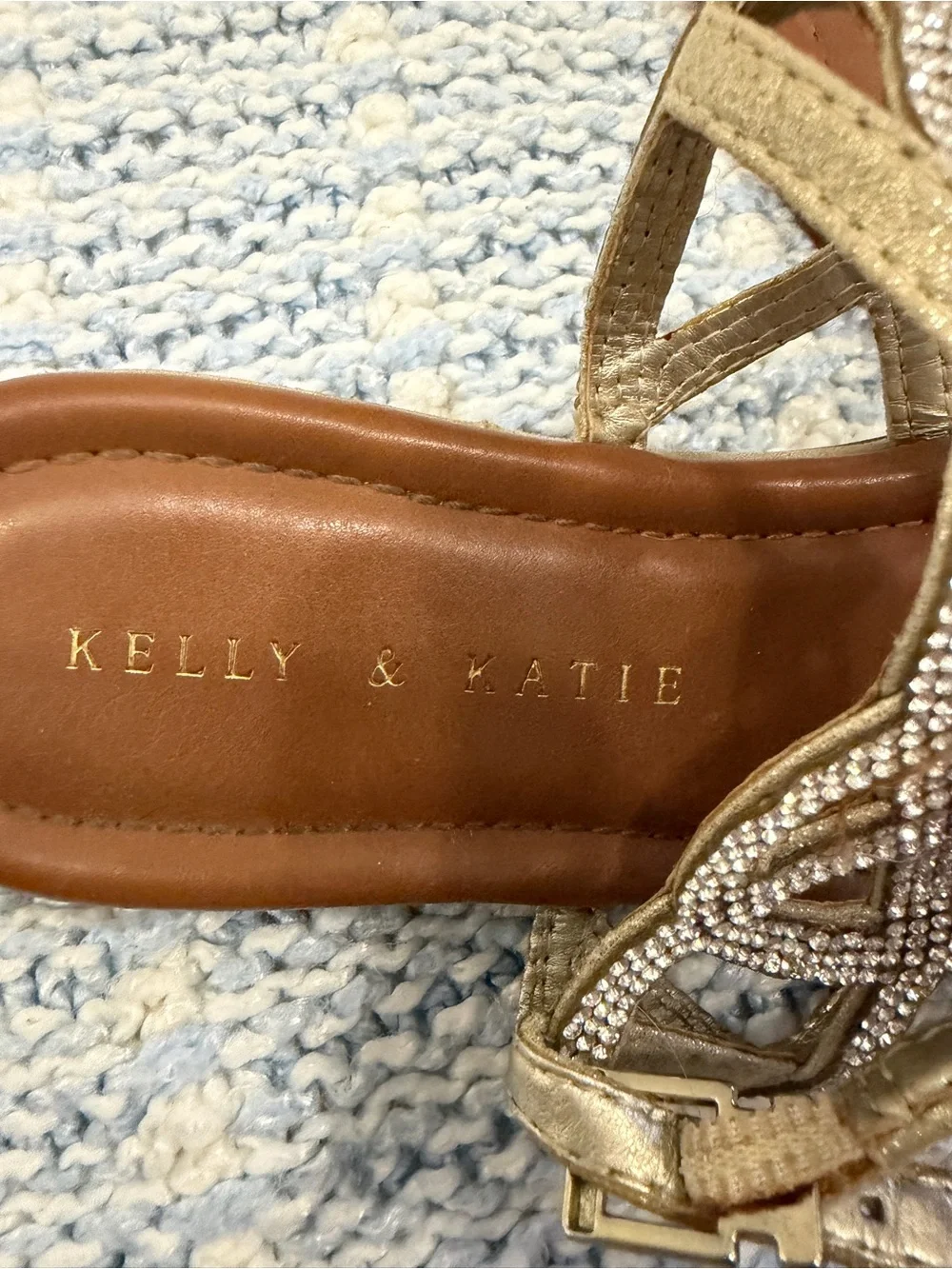 Kelly & Katie elegant strap